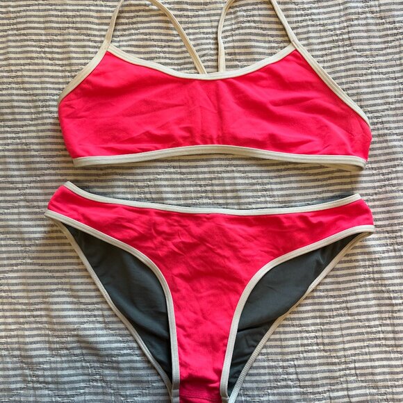 Joyln Jocelyn Bikini - Picture 3 of 3